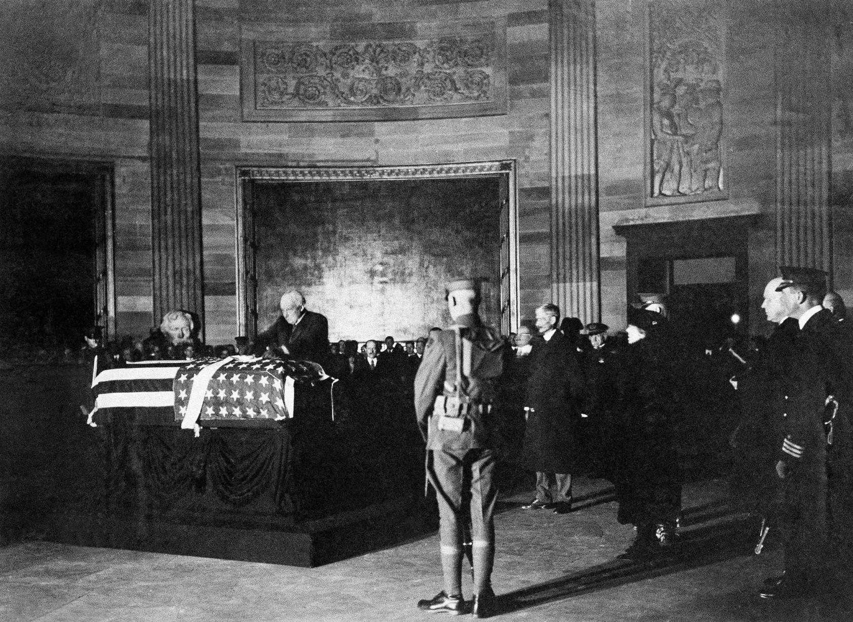 1921: Veterans Day